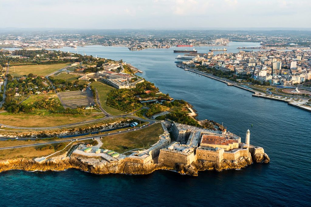 Castillo del Morro ed ingresso alla baia